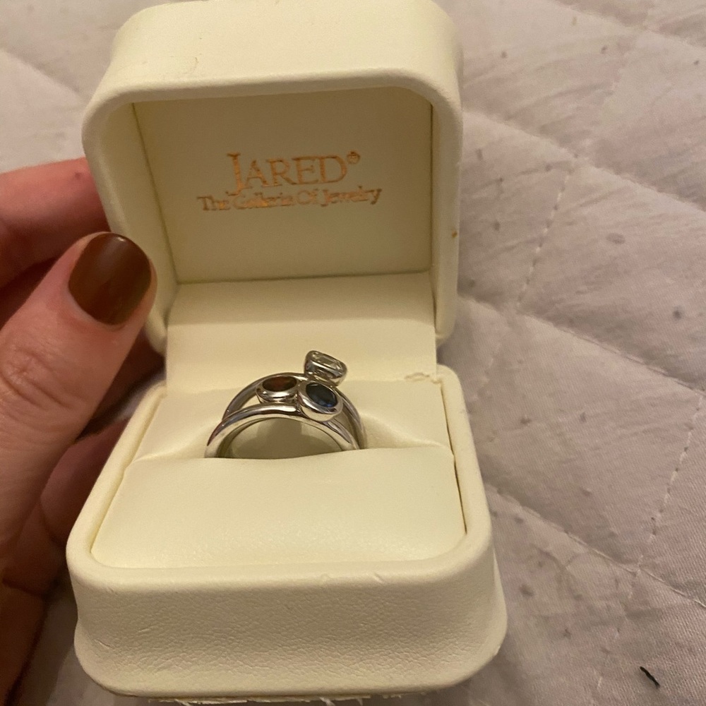 Stackable birthstone rings - Picture 6 of 6